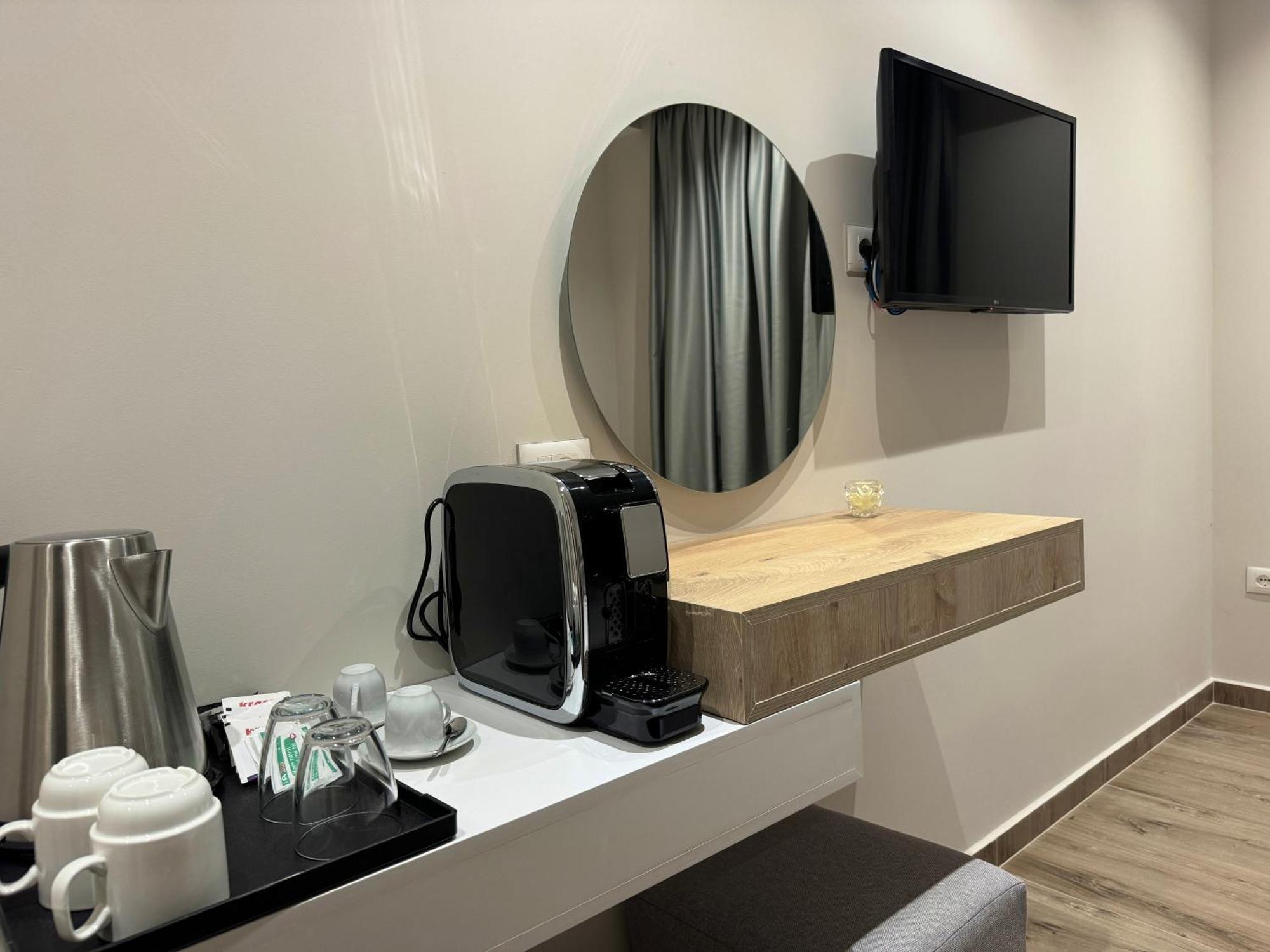 הימארה Ion Rooms מראה חיצוני תמונה